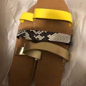 Multicolored snakeskin sandals